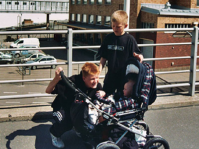 barnvagn.jpg (52870 bytes)
